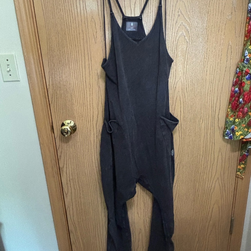 Black Sleeveless Jumpsuit